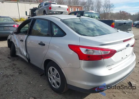 2013 Ford Focus S из США, поврежденный, VIN 1FADP3E28DL160579